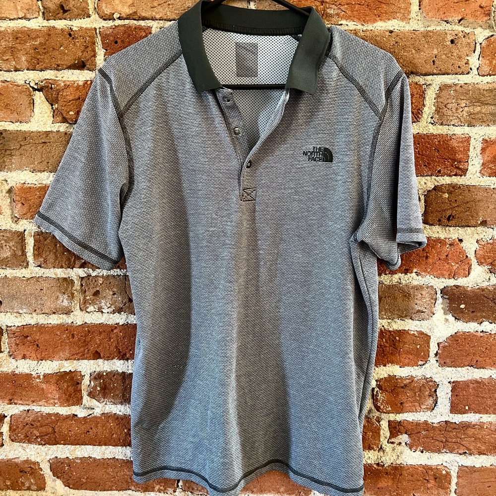 Medium grey/black North Face polo